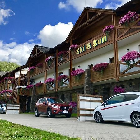 Ski & Sun Wellness Apartments Lipótszentmiklós Kültér fotó