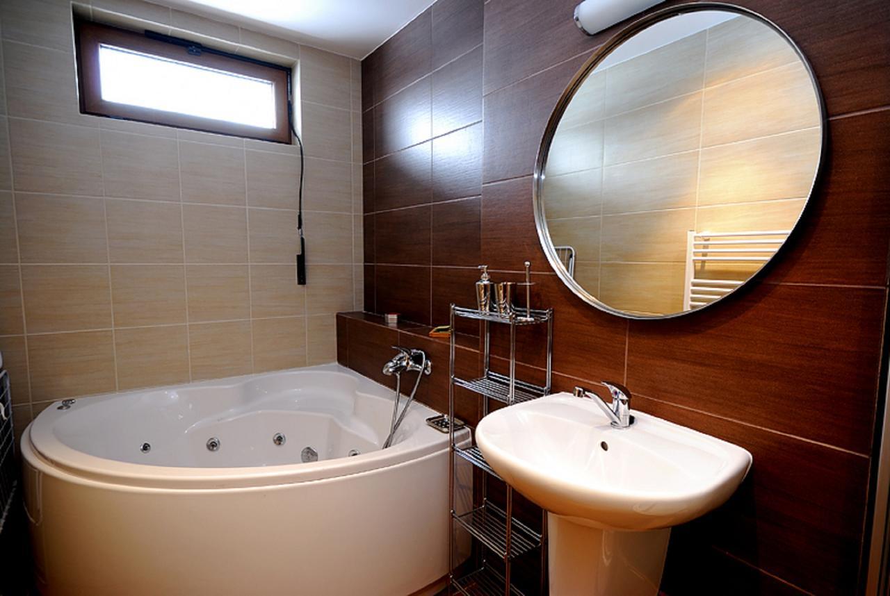Ski & Sun Wellness Apartments Lipótszentmiklós Kültér fotó